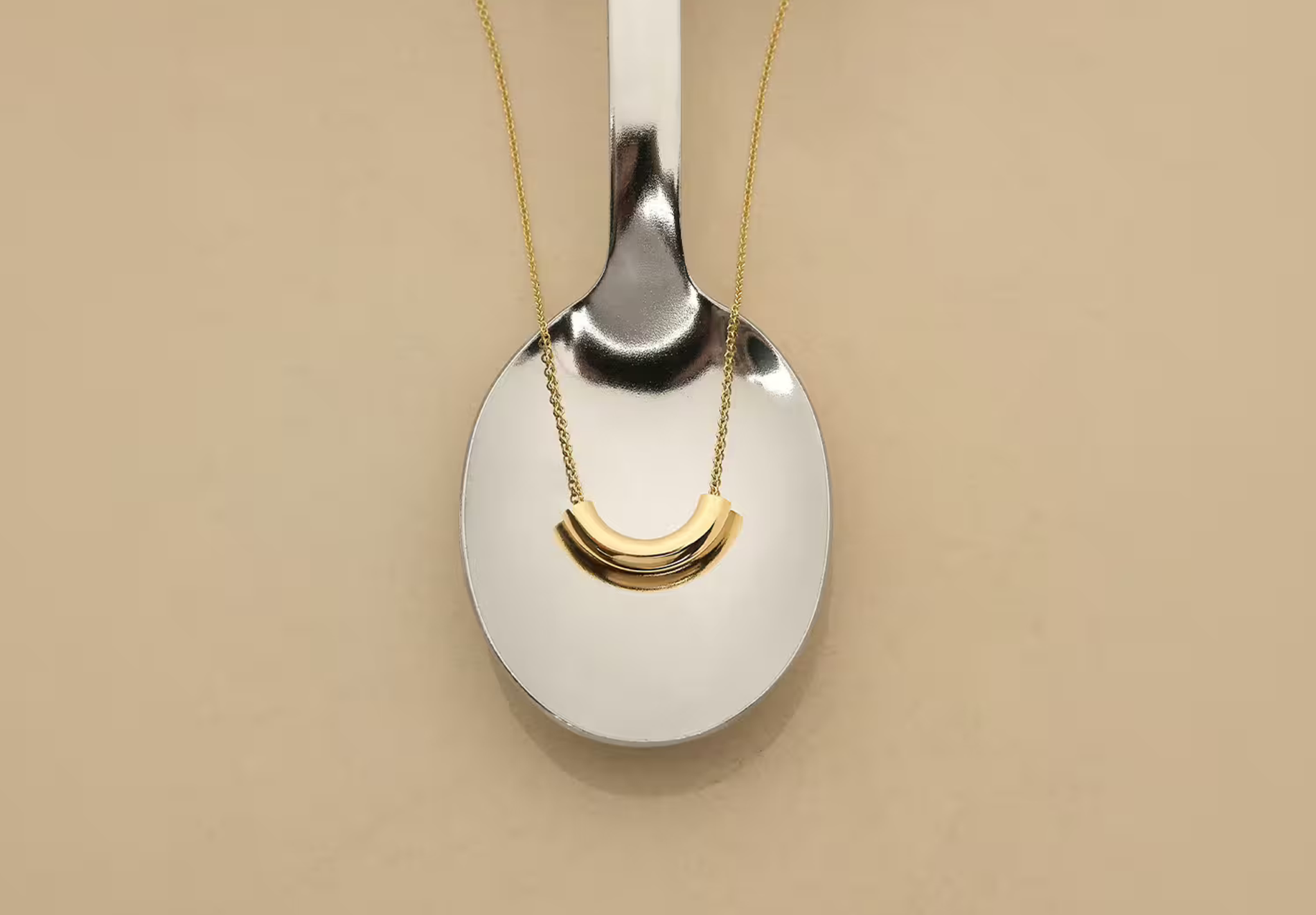 Ring Concierge and Kraft collaborate on grown-up Mother’s Day macaroni necklace