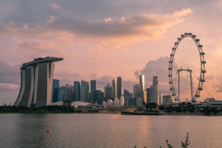 A Melting Pot of Cultures: Exploring the Wonders of Singapore