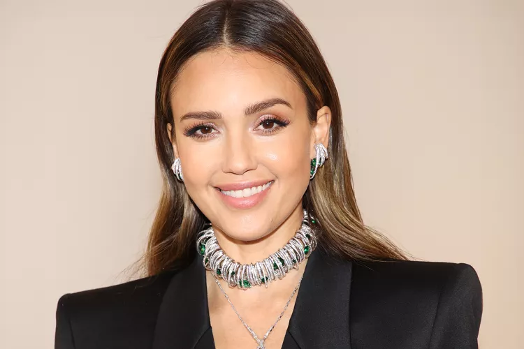 Jessica Alba Is Proof Sweat Sets Are Ideal No Matter the Season — Get Her Exact Pieces